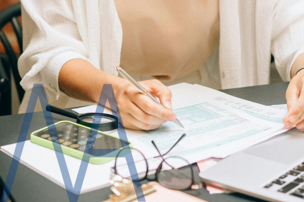 Medical Procedure Costs and Split Billing